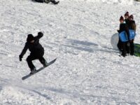 December snow brings community outdoors