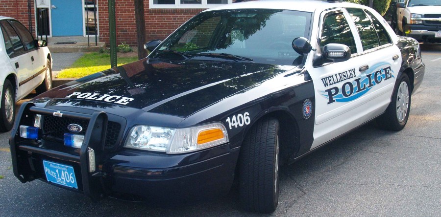 Wellesley Motorist Arrested After Striking Bicyclist