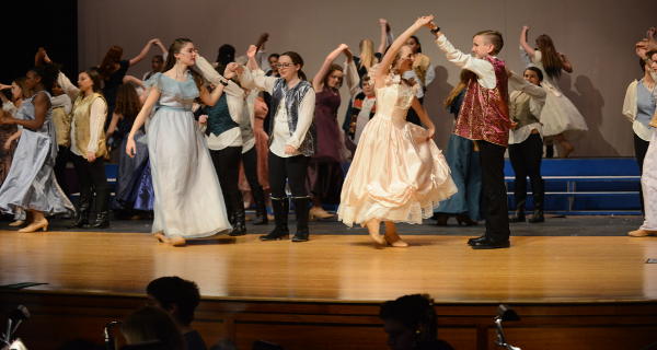 Westwood students preparing to debut ‘Cinderella’