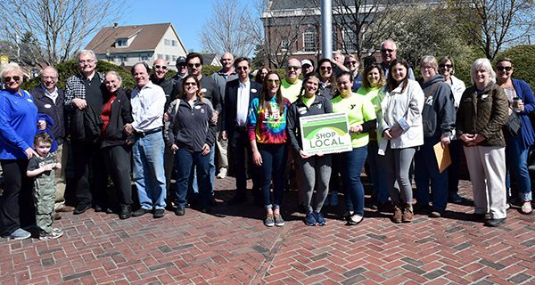 Cash mob descends on Needham