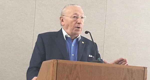 Holocaust survivor Arbeiter inspires in Westwood