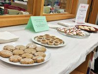 Library hosts cookie swap