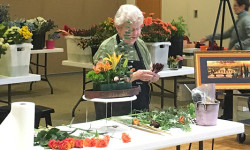 Art in Bloom gets rolling
