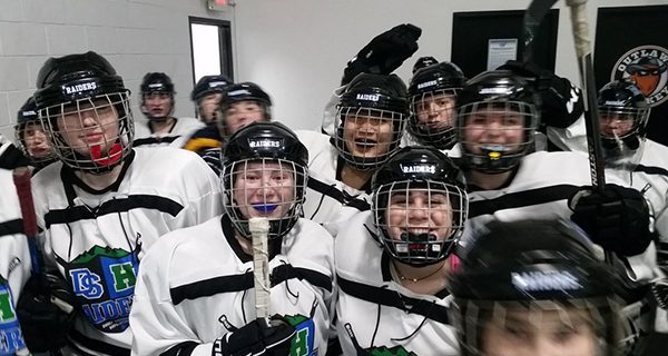 Mezitt leads girls hockey to comeback tie