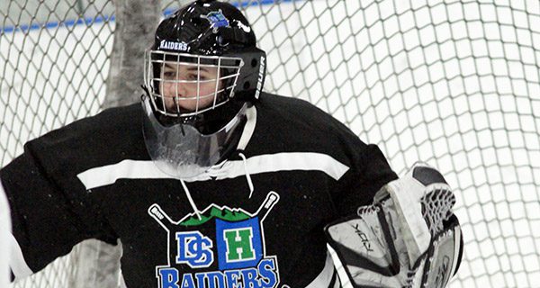 Raider girls hockey continues to improve