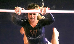 Goode, gymnastics battle Rockets