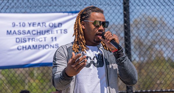 Hanley Ramirez greets Needham Little Leaguers