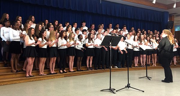 Students ‘Sing Out’ in spring choral concert