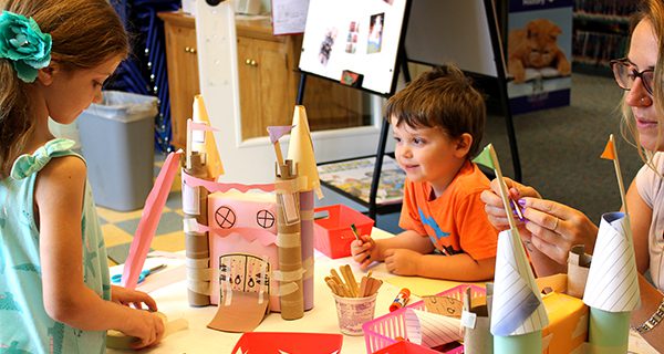 Crafter’s World hosts castle building event