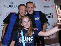 Lieberman hangs with Revs