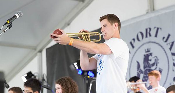 Pinsker-Smith receives music scholarship