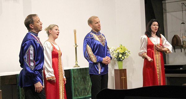 Russian singers perform sensational concert