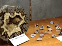 Library collection showcases beauty of rocks