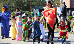 Memorial School holds annual Halloween parade