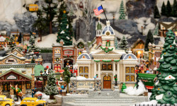 Elm Bank hosting Festival of Trees