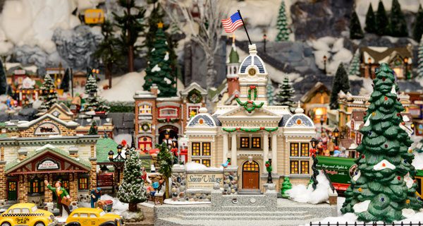 Elm Bank hosting Festival of Trees