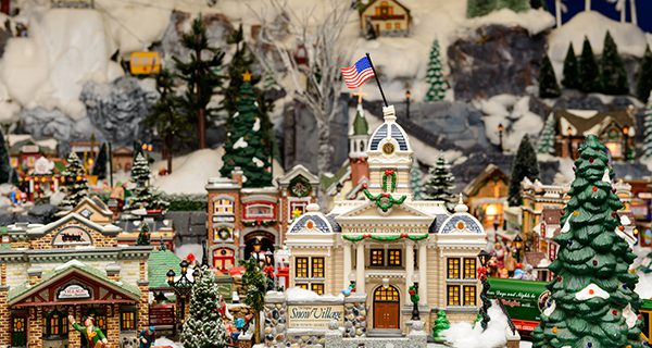 Elm Bank hosting Festival of Trees