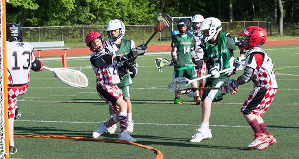 Youth lax registration closing soon