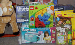 GV & Y collecting for Toys for Tots