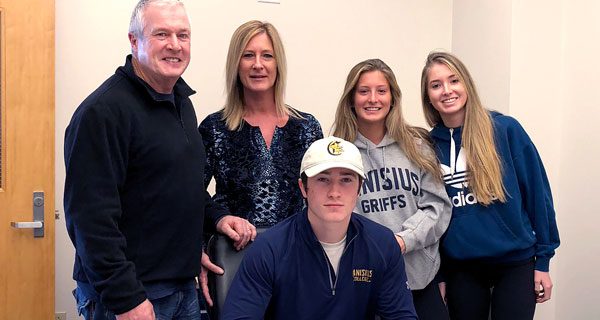 Medfield’s McNally commits to Canisius