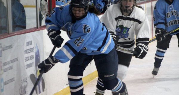 Raiders and Warriors renew hockey grudge