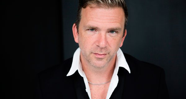 Chris Trapper to play Walpole Library