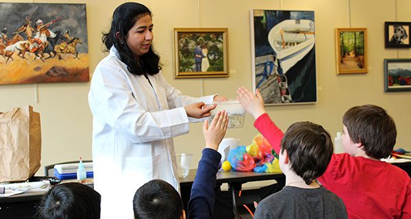 Walpole Library hosts magical science program