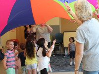 ‘Parachute Play!’ delivers afternoon fun