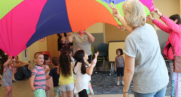 ‘Parachute Play!’ delivers afternoon fun