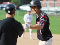 Weycker’s gem lifts Raiders past Chmielewski, Rockets