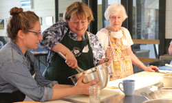 Powisset Farm serves up brunch