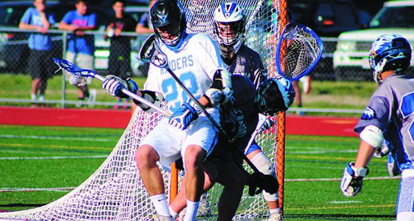 Dillon, Raiders roll to sectional title game