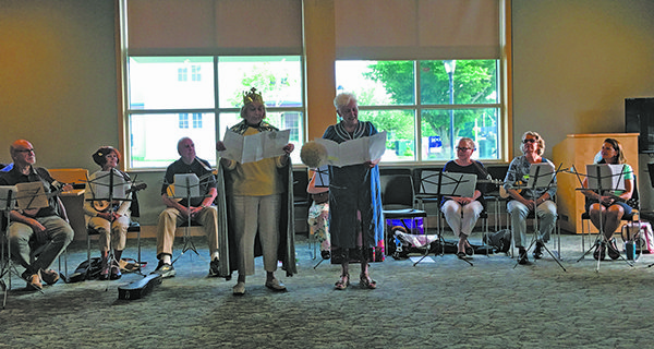 Happy Strummers entertain in Westwood