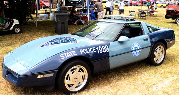 Auto show draws hundreds to Medfield