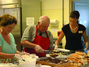 Volunteers and staff at the Center made sure everyone was well fed. Photos by Daniel Curtin 
