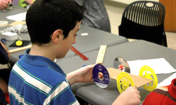 Aggie, 4-H host model car workshop