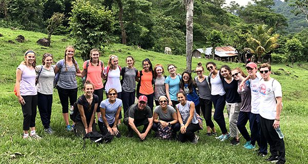 Medfielders lend a hand in Guatemala