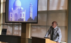 Photojournalist discusses time in India