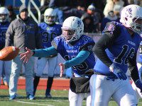 Raiders fend off Warriors on Thanksgiving