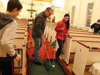 St. Dunstan’s hosts mini-golf