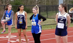 DS track sweeps Mustangs