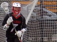 Top-ranked Harbormen fight off Raiders