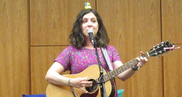 Peasley gets kids moving at the library