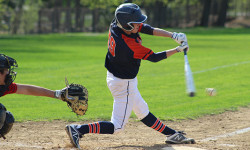 Schlittler’s gem lifts Walpole past Brookline