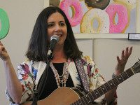 Children’s entertainer Peasley makes Walpole debut