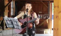 Adams Farm concert brings in crowd