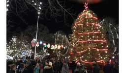 Tree lighting and holiday parade coming