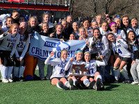 Raider field hockey wins state