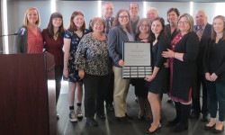 Apazidis receives Courage in Leadership Award