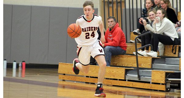 Perez lifts Raiders over Rebels